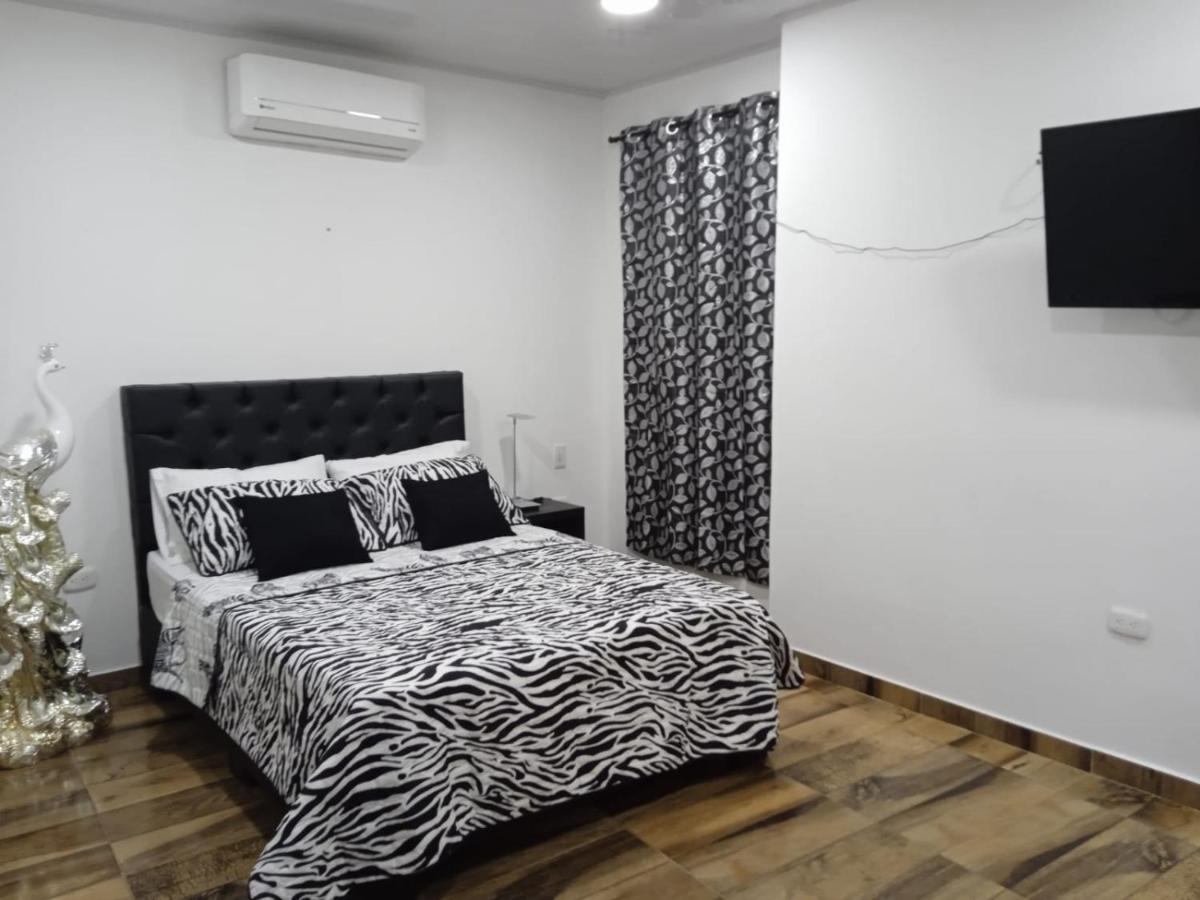 Hotel Real Del Valle Valledupar Bagian luar foto