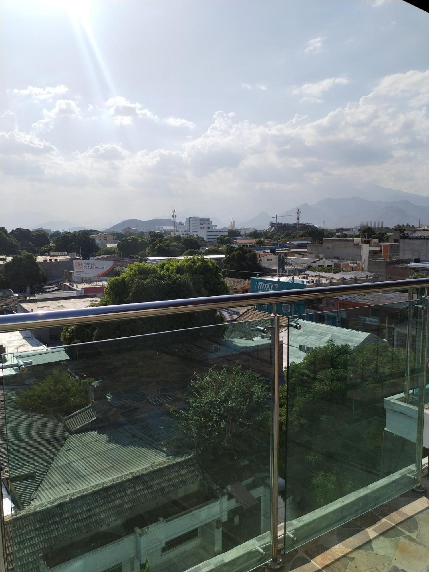 Hotel Real Del Valle Valledupar Bagian luar foto
